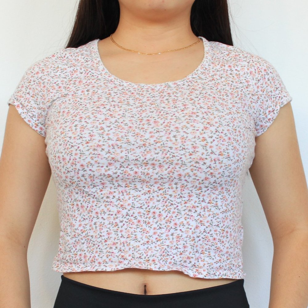 American Eagle cropped tee